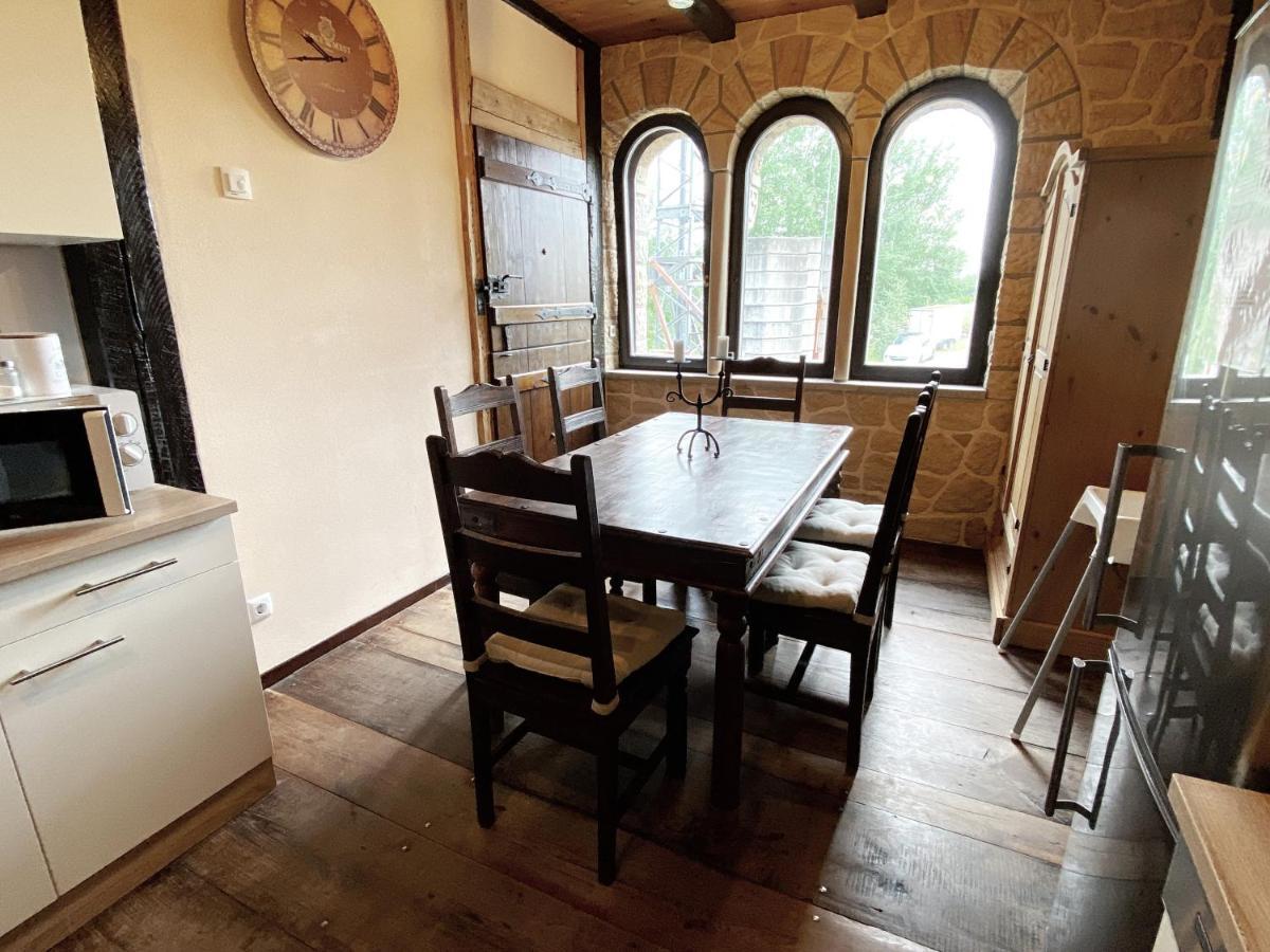 Ferienwohnung Wachstube Mit 3 Schlafraeumen Im Rittergut Leppersdorf Wachau Экстерьер фото